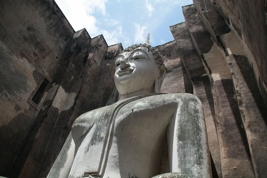 may be the, wat si chum, sukhothai historical park