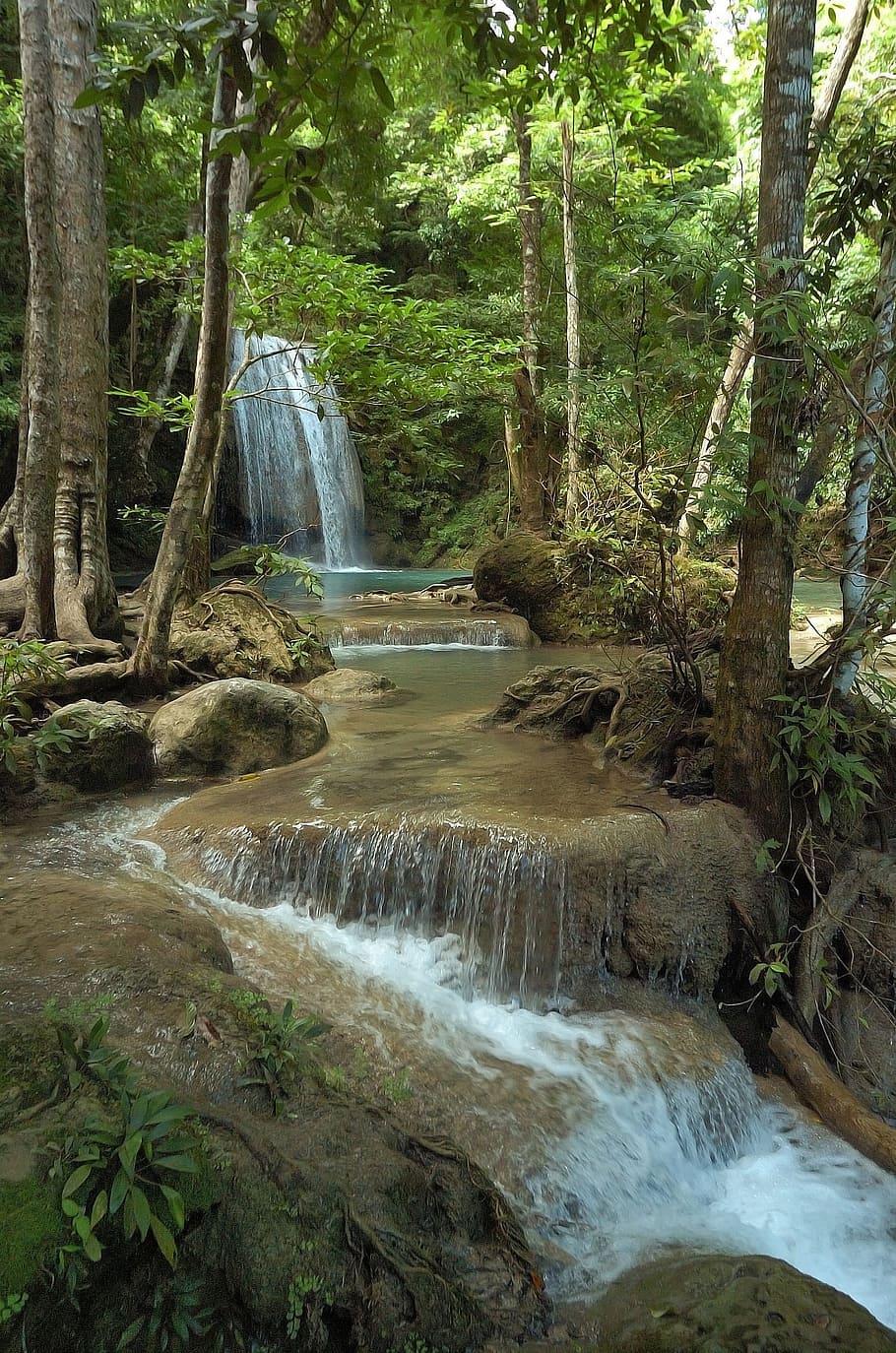proudění vody, zelená, stromy, během dne, erawan, Thajsko, kanchanaburi, kaskáda, vodopád, voda, les