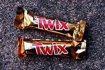 candy bar, sweetness, chocolate, twix, caramel, sugar, sweet, delicious, treat, biscuit
