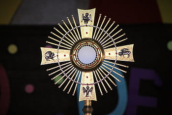 salib emas, Yesus, Katolik, Kristus, Perjamuan, gereja, ekaristi, tuan rumah, iman, persekutuan khusyuk, simbol