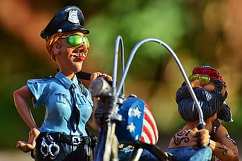 policejní žena, muž, jezdectví, postavy motocyklů, cyklista, policie, řízení, kolo, tetovaný, policajt, policistka