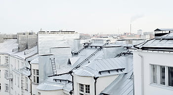 white, gray, roof houses, daytime, architecture, building, structure, establishment, building,, apartment, windows