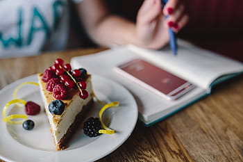 ベリーチーズケーキ、 ベリー、 チーズケーキ、 チーズ、 フルーツ、 ケーキ、 食品、 自家製、 ブラックベリー、 ブルーベリー、 おいしい