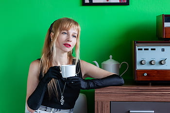 coffee, music, morning, retro, vintage, 50s, woman, girl, coffee house, coffee to go, codehaus