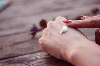person, putting, lotion, arm knuckl, arm, human Hand, women, close-up, fingernail, females, beauty Product