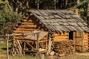 gray, brown, wooden, house, hut, cabin, settlers, settlers cabin, mud, wattle, logs