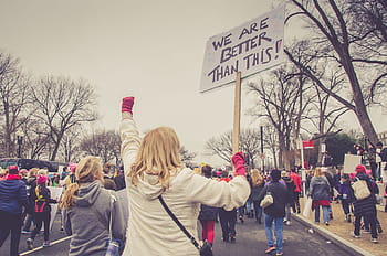 lidé, žena, shromáždění, protest, sjednotit, značení, bannery, zmocnění, trumf, vláda, politika