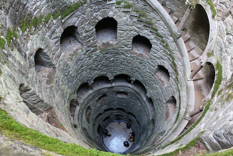architecture, sintra, farm regaleira