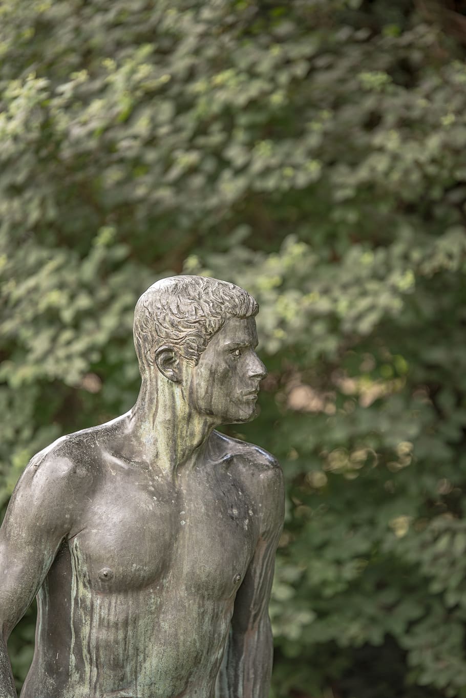 art and craft, sculpture, statue, human representation, representation, creativity, day, park, male likeness, craft, focus on foreground
