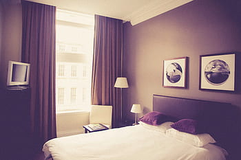 hotel room, bed, pillows, frames, decor, furniture, curtains, laps, window, tv, television