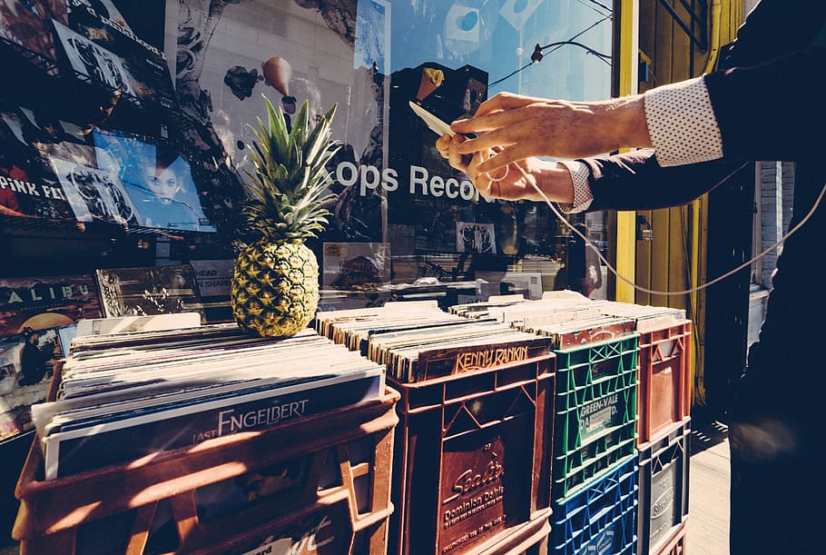 pineapple, dessert, appetizer, fruit, juice, crop, record, vinyl, shop, store, people
