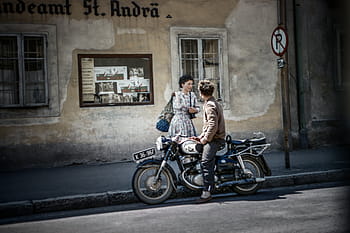 uomo, equitazione, motociclo, parcheggiata, strada, presa, donna, persone, vecchio, costruzione, memorizzare
