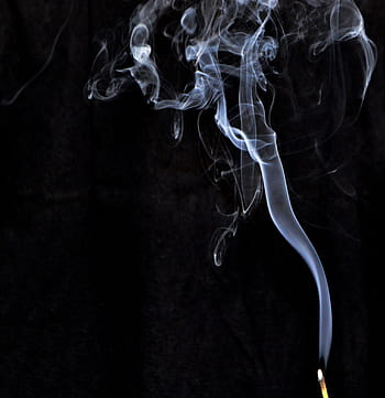 illustrazione di fumo bianco, Fumo, incenso, fumo - struttura fisica, sfondo nero, nessuno, astratto, girato in studio, movimento, avvicinamento, in casa