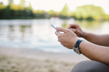 usando, playa, joven, hombre, teléfono, personas, verano, tecnología, iphone, iphone 6, móvil