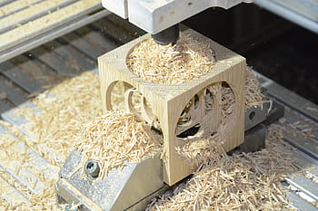 zpracování dřeva, CNC frézování, řezbářství, hobliny, přesné řezání, cnc stroj, dřevoobráběcí nástroje, design dřeva, dřevěné řemeslné zpracování, CNC technologie