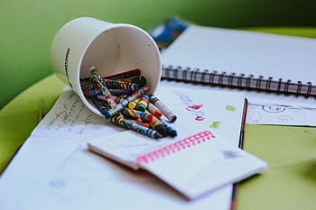 coretan, notepad, Anak-anak, muda, anak, krayon, peralatan, kertas, pensil, industri, Alat kerja