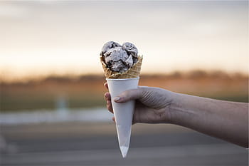 person, holding, ice cream cone, cookies, selective, focus, photography, cone, ice, cream, ice cream