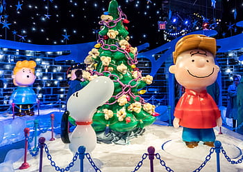 charlie, brown, Ice Sculpture, Charlie Brown, christmas tree, cute, cartoon character, peanuts, holiday, happy, decoration
