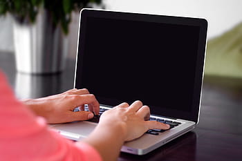 osoba, použitím, macbook, pro, laptop, jablko, počítač, prohlížeče, výzkum, studie, škola