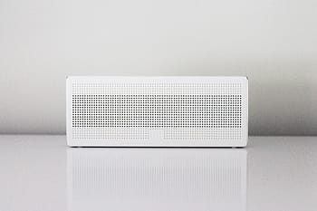 rectangular, white, portable, speaker, table, dock, audio, objects, technology, indoors, white background