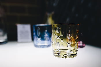 手作り、 クリスタルガラス、 高級、 ガラス、 ポリッシュ、 クリスタル、 フタジュリア、 飲み物、 アルコール、 飲酒ガラス、 クローズアップ