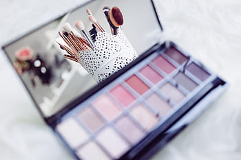 makeup palette, makeup brush, set, reflected, mirror, fashion, background, beautiful, beauty, box, brush