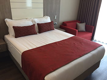 white, bed sheet, red, armchair, Bed, Hotel, Burgundy, Room, bedroom, luxury, indoors