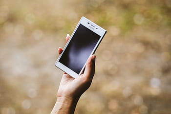 若い、 女性、 持株、 白、 モバイル、 電話、 携帯電話、 白人、 女の子、 技術、 手