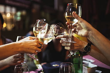 restoran minum anggur, Teman, restoran, minum, anggur, malam, kesenangan, bahagia, perempuan, makan malam, gelas