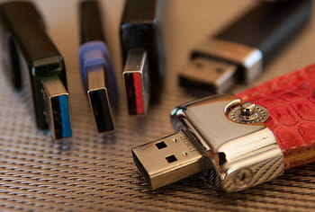 selective, focus photography, assorted-color flash drives, leather, usb key, memory, computer, digital