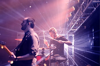 kapela, hudebníků, bubeník, kytara, nástrojů, hudba, show, koncert, etapa, světla, zábava