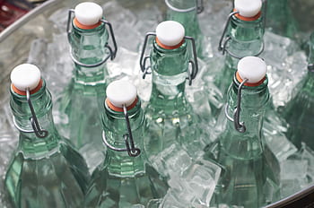 びん、 バケツ、 氷、 飲み物、 コールド、 水、 ドリンク、 クーラー、 パーティー、 瓶詰め、 キャップ