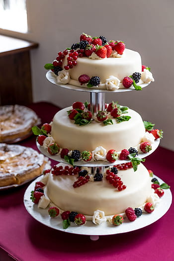 white, icing-coated 3- tier cake, 3-tier, wedding cake, cake, summer, wedding, cream pie, cream cake, marzipan, delicious