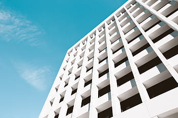 bílá betonová budova, architektura, budova, infrastruktura, struktura, zřízení, byt, Okna, kondominium, hotel, mraky