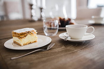 デザート、 クリーム、 カップ、 コーヒー、 テーブル、 甘い、 一杯のコーヒー、 ケーキ、 スナック、 プレート、 食べ物
