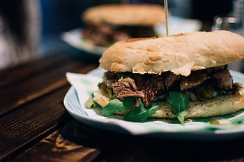 panino bistecca di manzo argentino, argentino, bistecca di manzo, panino con bistecca, Manzo, avvicinamento, carne, ristorante, Sandwich, bistecca, legna