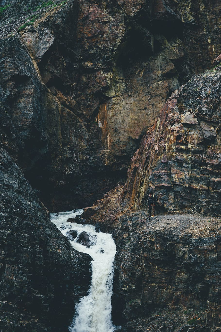 časosběrné fotografování, vodopády, obklopen, Černá, hnědý, skalní útvary, hora, vodopád, stoupání, túra, Příroda