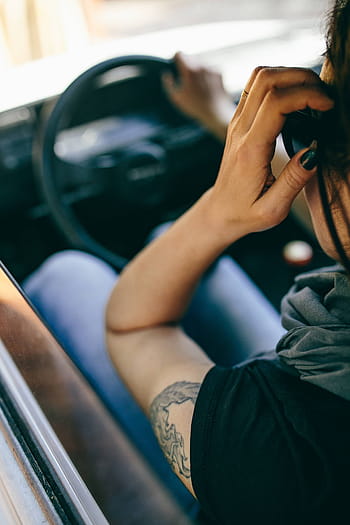 Coche, mujer, en el coche, viajes, conducción de automóviles, automóviles, personas, una persona, adulto, transporte, raza caucásica