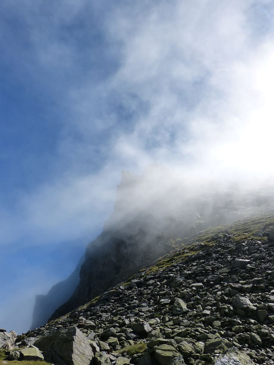 Mountain Pass, Round, Dish, Fog, round dish, port of tavascan, pyrenee catalunya, high mountain, mountaineering, rock - object, mountain