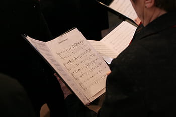 man reading, musical, notes, choir, singing, song book, notenblatt, club, song, christmas, easter