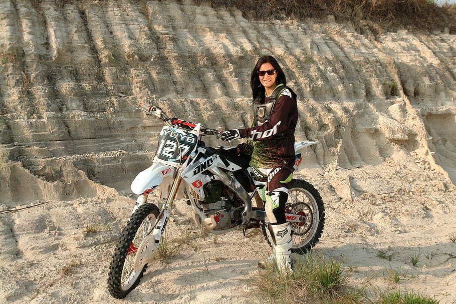model, latin, motorcycle, nice, smile, joy, latino, women, young, smiling, beauty